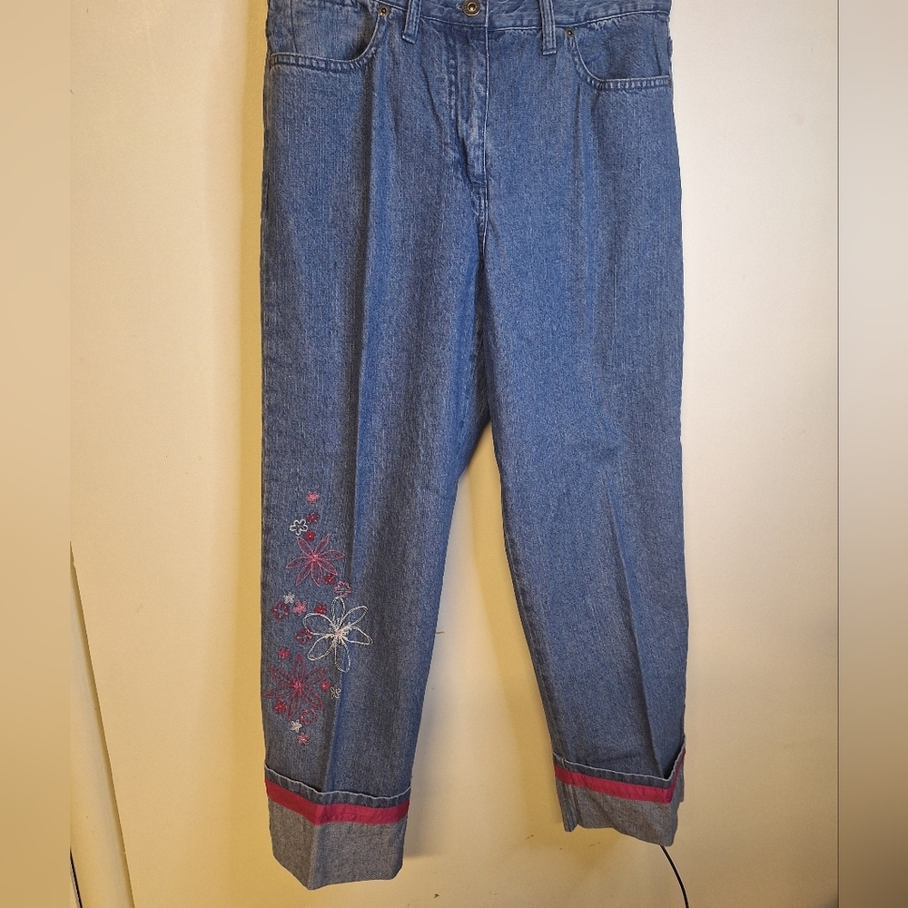 Christopher & Banks Blue Cropped Jeans with Red Floral Embroidery Size 8